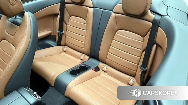 Mercedes-Benz C-Class W205 2021 Серебристо-серый из Кореи, фото 3