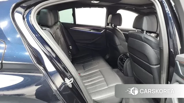 BMW 5 Series (G30) 2022 Черный из Кореи, фото 3