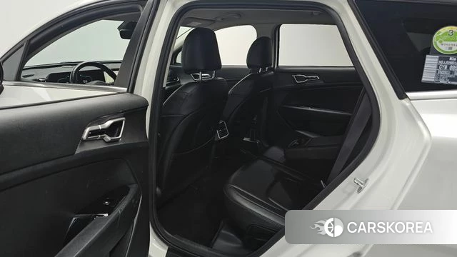 Kia Sportage 5th Generation 2021 Белый из Кореи, фото 3