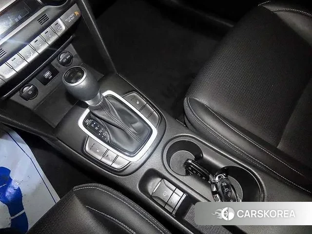 Hyundai Kona Hybrid 2019 Белый из Кореи, фото 3