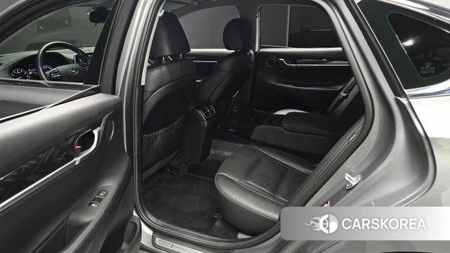 Hyundai Grandeur IG 2018 Серебристо-серый из Кореи, фото 3