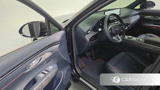 Genesis GV70 2023 Черный из Кореи, фото 3