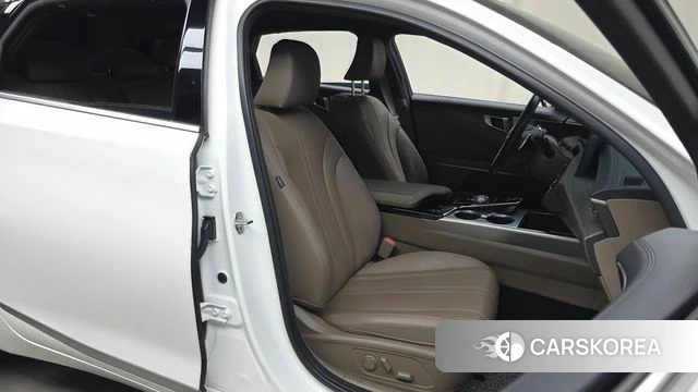 Kia K8 2023 Белый из Кореи, фото 3