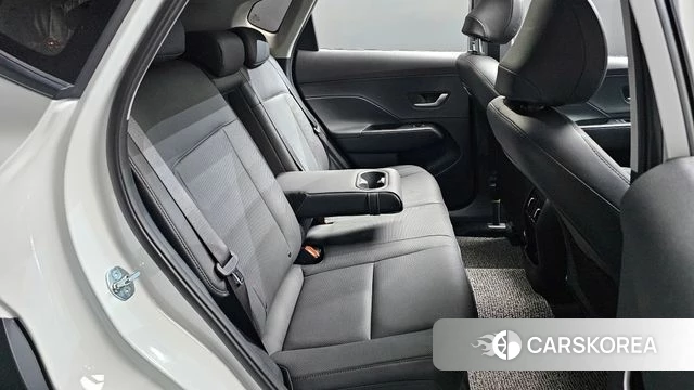 Hyundai Kona (SX2) 2025 Белый из Кореи, фото 3