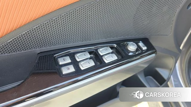 Ssangyong Tivoli Armor 2018 Серый из Кореи, фото 3