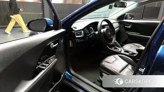 Kia Niro 2018 Синий из Кореи, фото 3