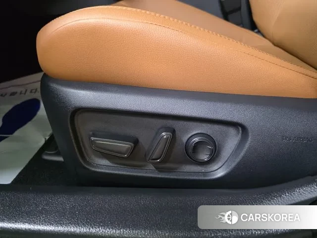 Toyota Camry (XV80) 2024 Синий из Кореи, фото 3