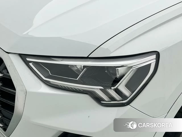 Audi Q3 2022 Белый из Китая, фото 3