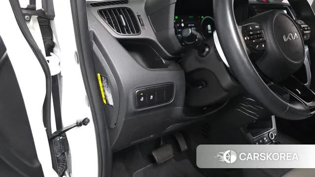 Kia The New Kia Ray EV 2023 Белый из Кореи, фото 3