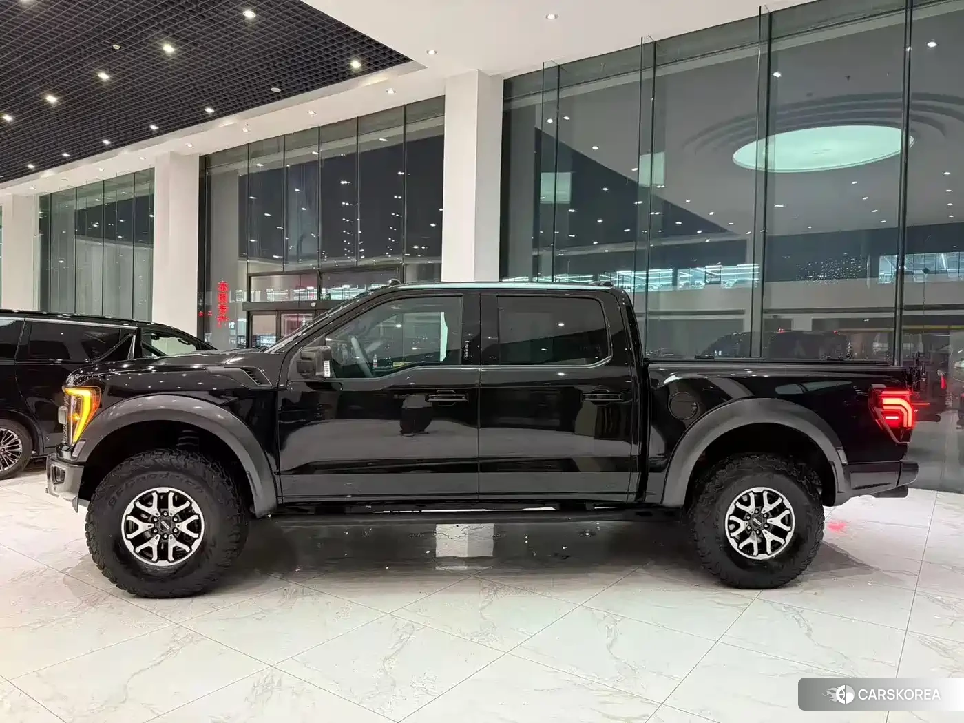 Ford F-150 Raptor 2024 Черный из Китая, фото 3
