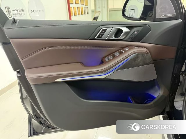 BMW X5 2023 Черный из Китая, фото 3