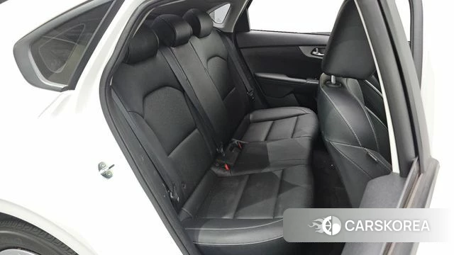 Kia Come New K3 2021 Белый из Кореи, фото 3