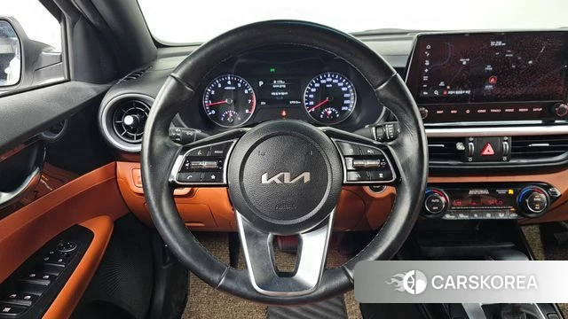 Kia The New K3 2nd generation 2021 Белый из Кореи, фото 3