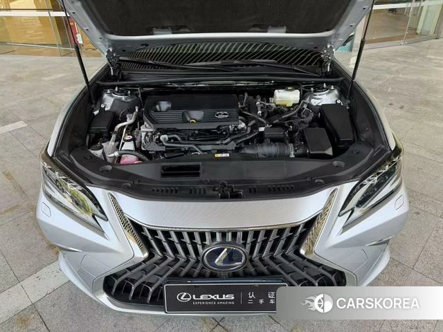 Lexus ES 2022 Серебристо-серый из Китая, фото 3