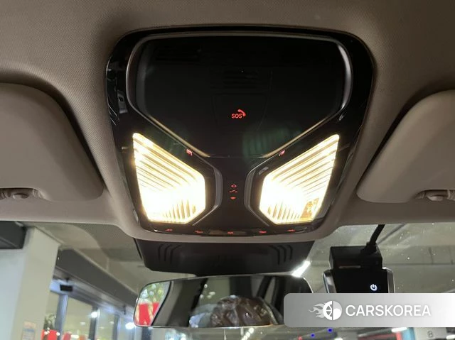 BMW X7 (G07) 2022 Черный из Кореи, фото 3