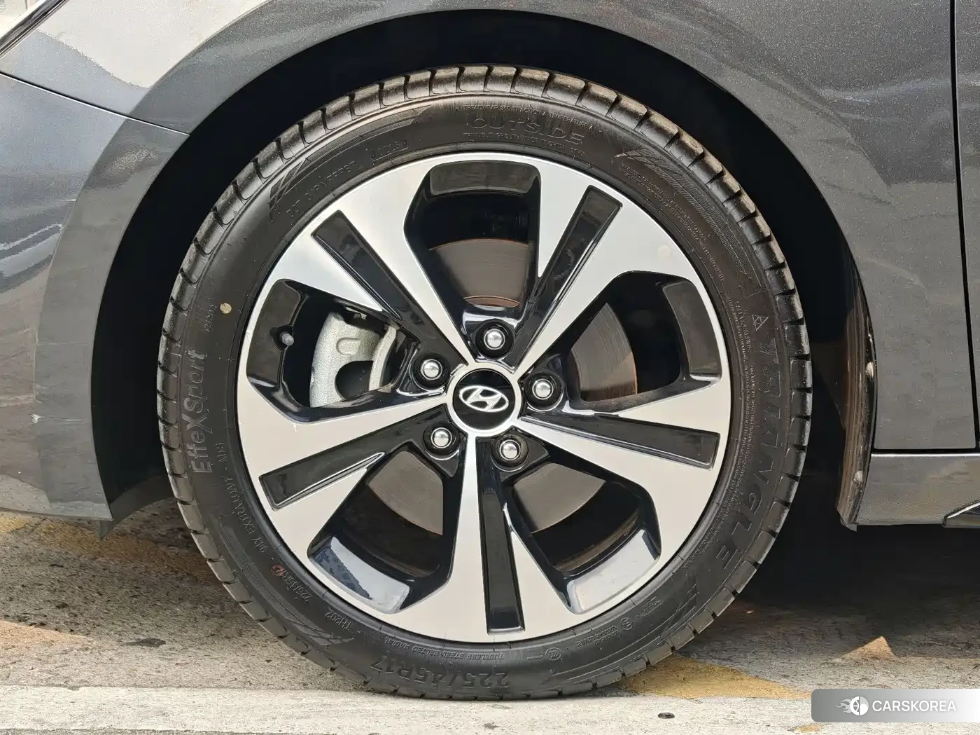 Hyundai Festa 2021 Silver/gray из Китая, фото 3