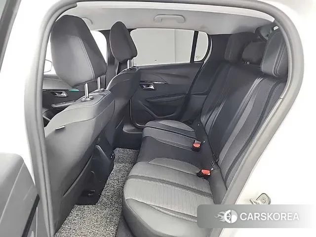 Peugeot e-208 second Generation 2022 Белый из Кореи, фото 3