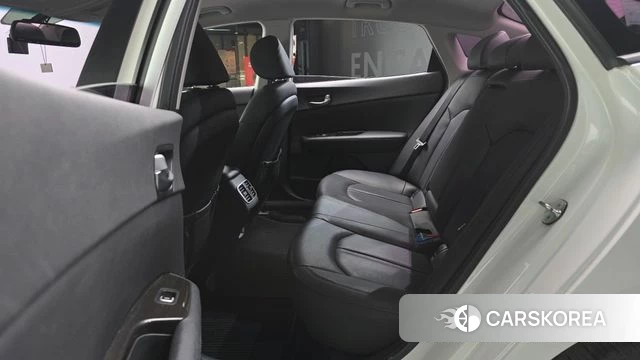 Kia The New K5 2nd generation 2018 Белый из Кореи, фото 3