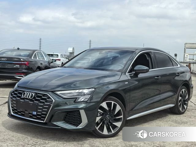 Audi A3 2024 Зеленый из Китая, фото 3