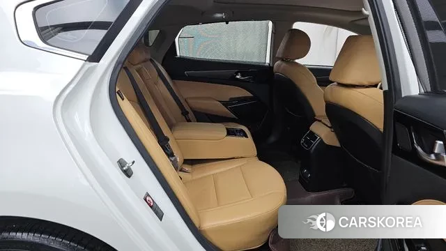 Kia K7 Premier Hybrid 2019 Белый из Кореи, фото 3