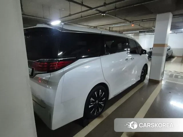 Toyota Alphard 4th Generation 2024 Белый из Кореи, фото 3