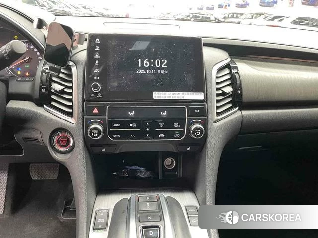 Honda Crown Road 2022 Белый из Китая, фото 3