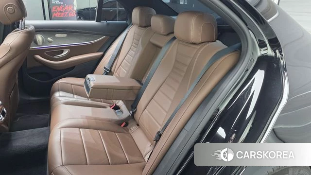 Mercedes-Benz E-Class W213 2022 Черный из Кореи, фото 3