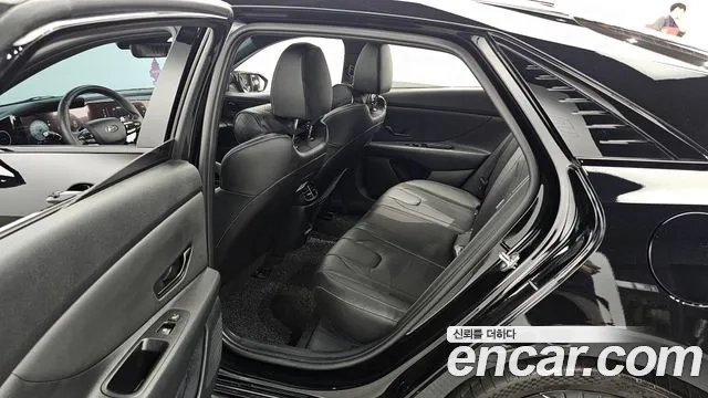 Hyundai The New Avante (CN7) 2023 Черный из Кореи, фото 3