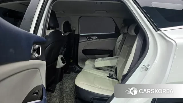 Kia Sportage 5th Generation 2021 Белый из Кореи, фото 3