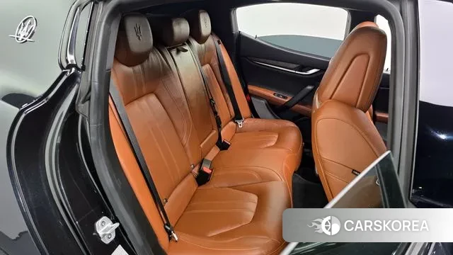 Maserati Ghibli 2018 Черный из Кореи, фото 3