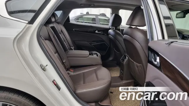 Kia Come New K7 2018 Белый из Кореи, фото 3