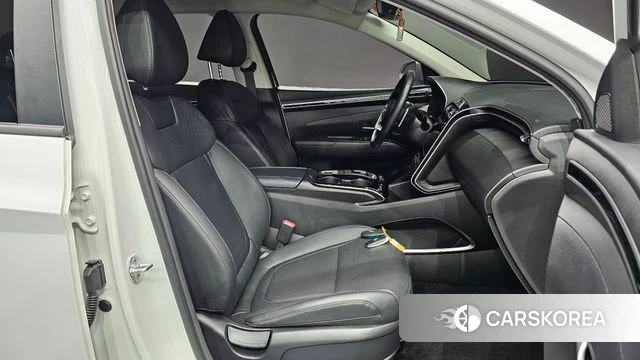 Hyundai Tucson (NX4) 2022 Белый из Кореи, фото 3