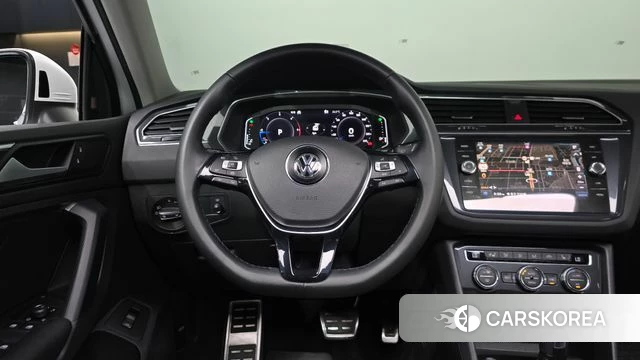 Volkswagen Tiguan second Generation 2020 Белый из Кореи, фото 3