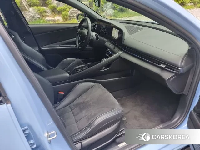 Hyundai Avante (CN7) 2021 Небесно-голубой из Кореи, фото 3