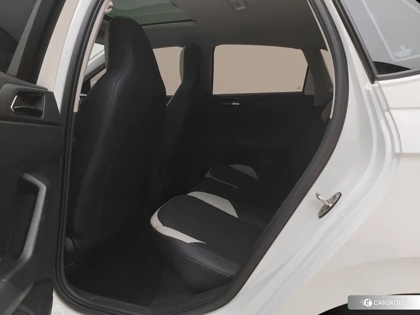 Volkswagen Polo 2022 Белый из Китая, фото 3