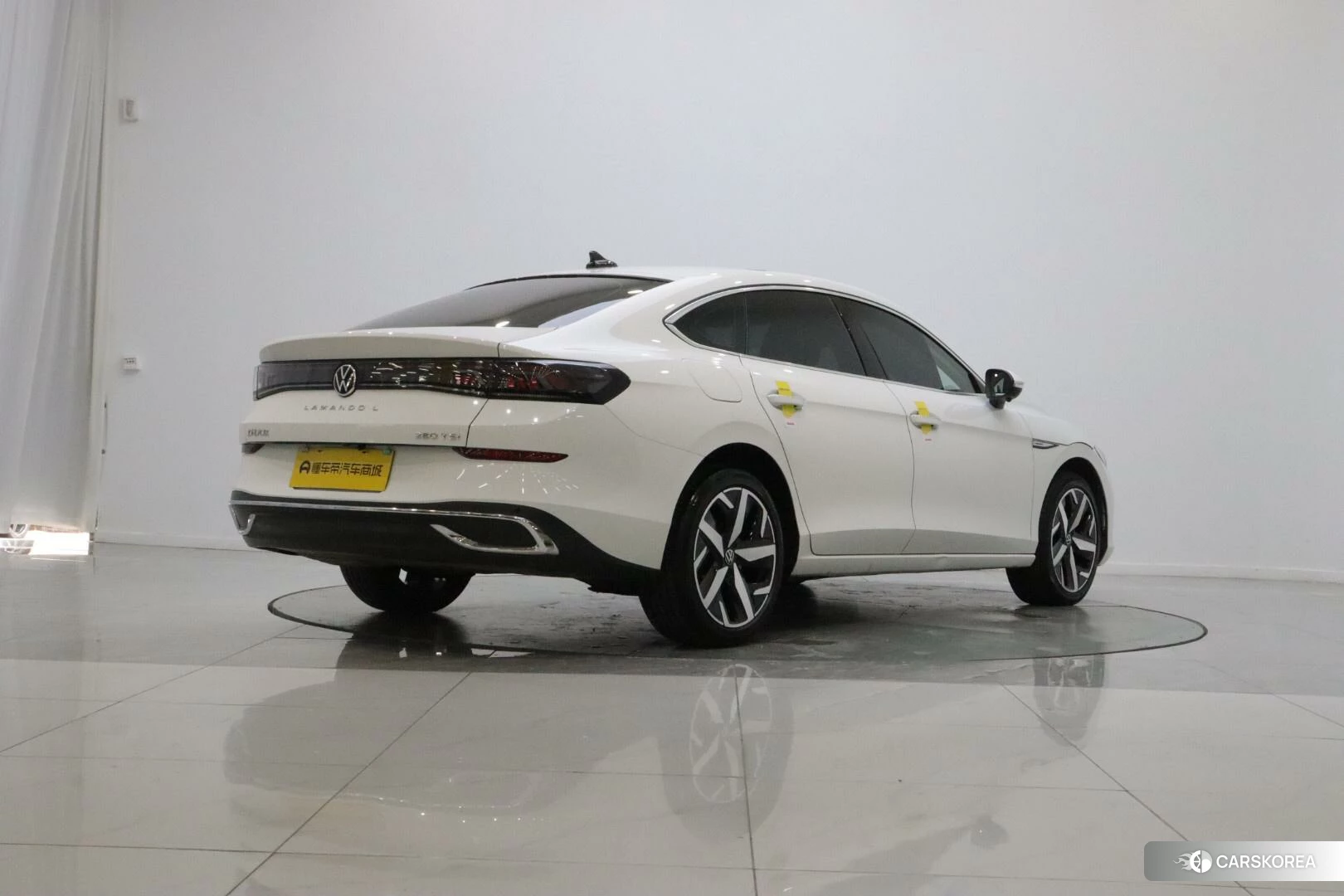 Volkswagen Lamando 2023 Белый из Китая, фото 3