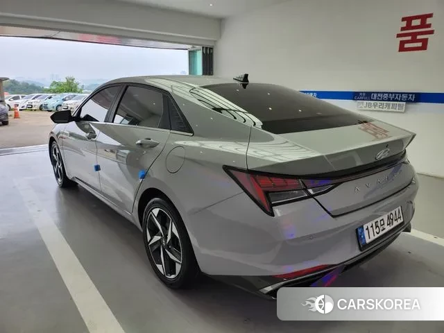 Hyundai Avante (CN7) 2020 Серебристо-серый из Кореи, фото 3