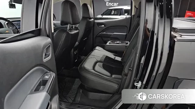 Chevrolet (GM Daewoo) Real New Colorado 2022 Черный из Кореи, фото 3