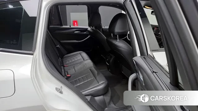 BMW X3 (G01) 2022 Белый из Кореи, фото 3