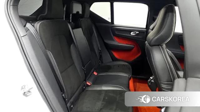 Volvo XC40 2018 Белый из Кореи, фото 3
