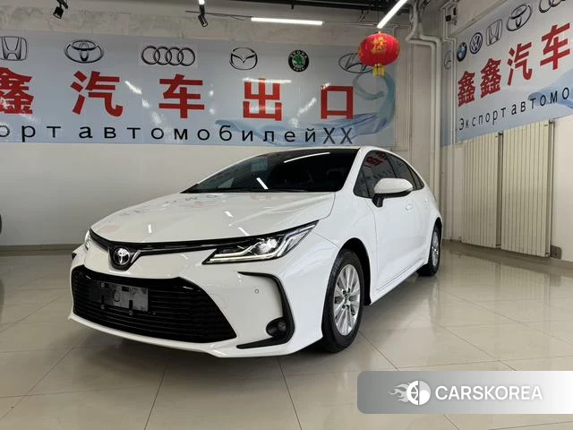 Toyota Corolla 2022 Белый из Китая, фото 3