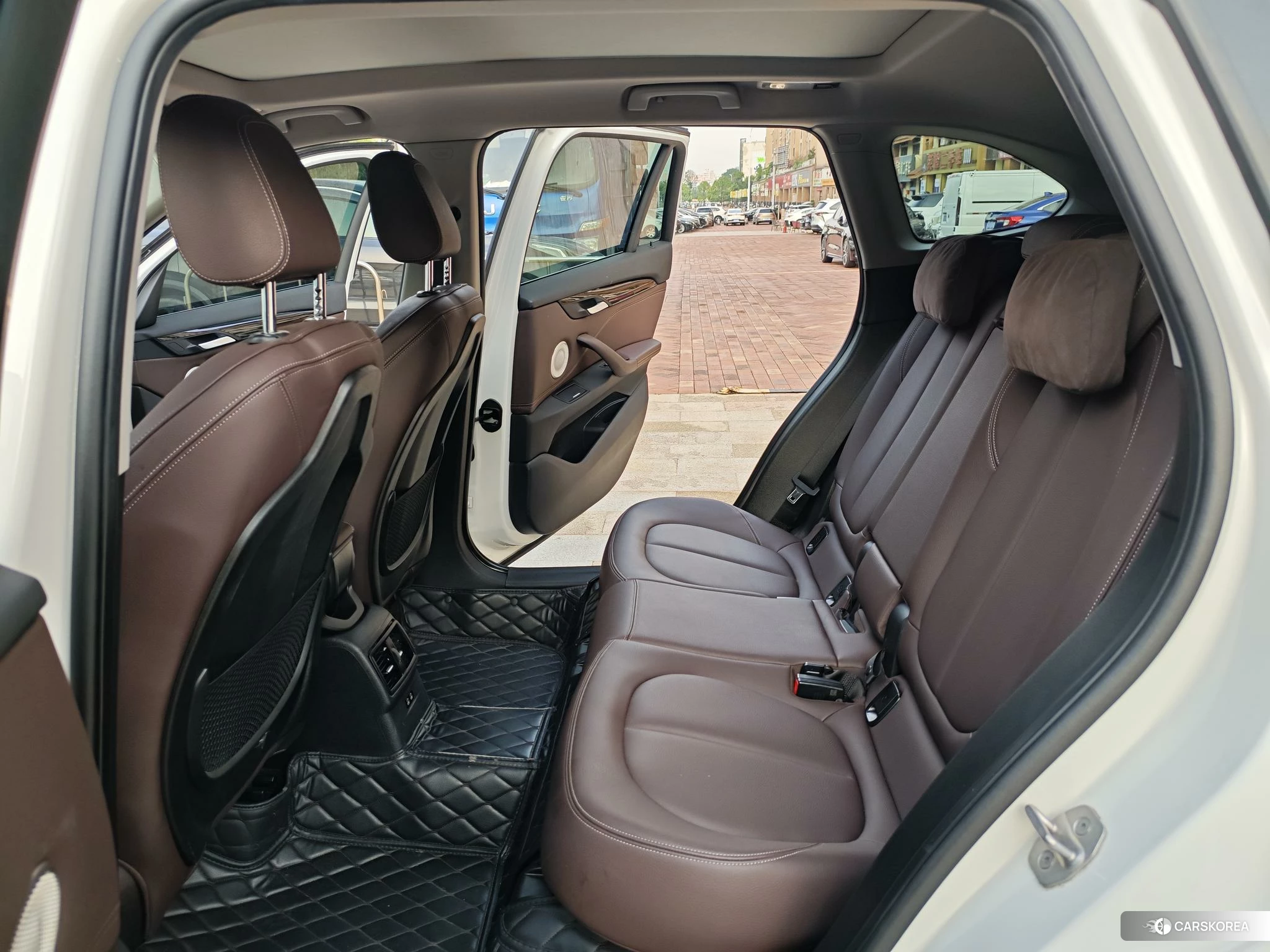 BMW X1 2021 Белый из Китая, фото 3