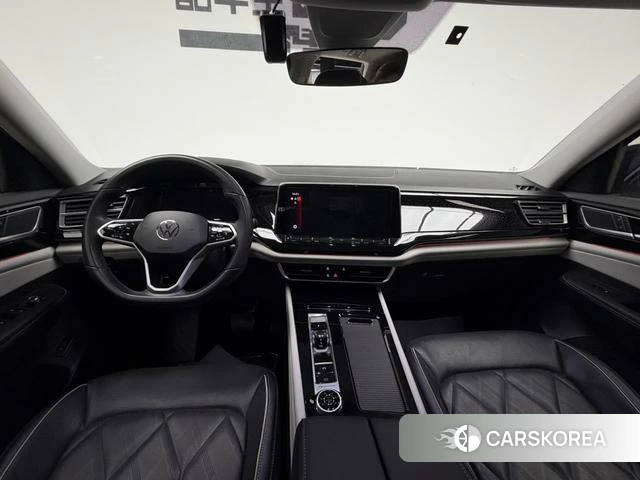 Volkswagen Tourang 2024 Черный из Китая, фото 3
