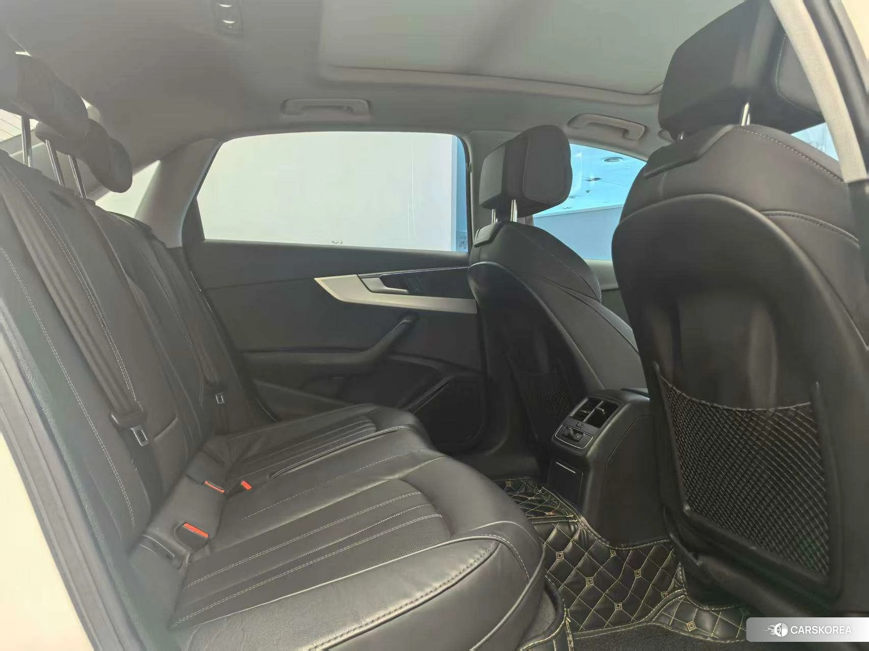 Audi A4L 2020 Белый из Китая, фото 3