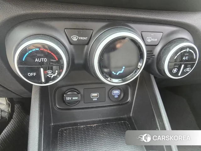 Hyundai Venue 2020 Белый из Кореи, фото 3