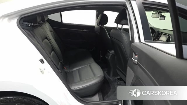 Hyundai Avante AD 2018 Белый из Кореи, фото 3