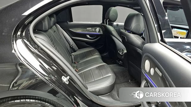 Mercedes-Benz E-Class W213 2019 Черный из Кореи, фото 3