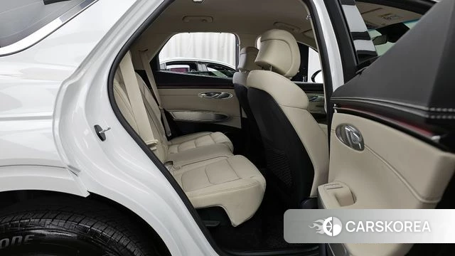 Genesis GV70 2025 Белый из Кореи, фото 3