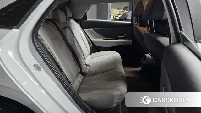 Hyundai Avante (CN7) 2020 Белый из Кореи, фото 3