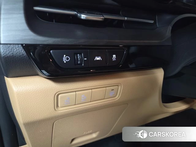 Kia Carnival 4th generation 2022 Белый из Кореи, фото 3